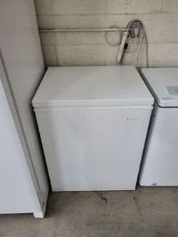 Frigidaire Chest Freezer - Clean, working