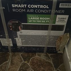 New GE Smart Control room air conditioner