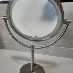 Stand Vanity Mirror