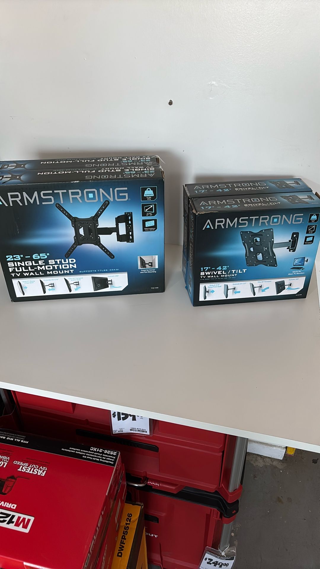 17” - 65” Single Stud TV Mounts