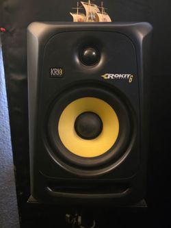 Krk Rokit 6 G3 w/stands