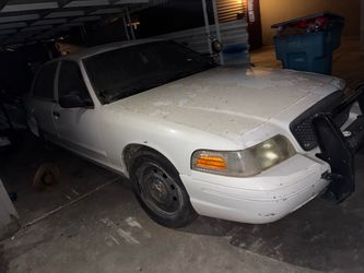 Ford Crown Victoria White parts