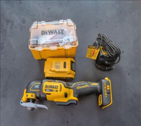 DeWalt xr multi tool combo(dcs356d). šNo Offers/No discounts