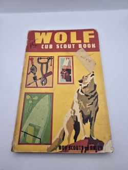 Vintage Wolf Cub Scout Book BSA Boy Scouts of America 1967 Handbook
