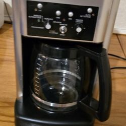 Cuisinart Brew Central 12 Cup Programmable Coffeemaker, Needs cleaning and may need additional accessories
