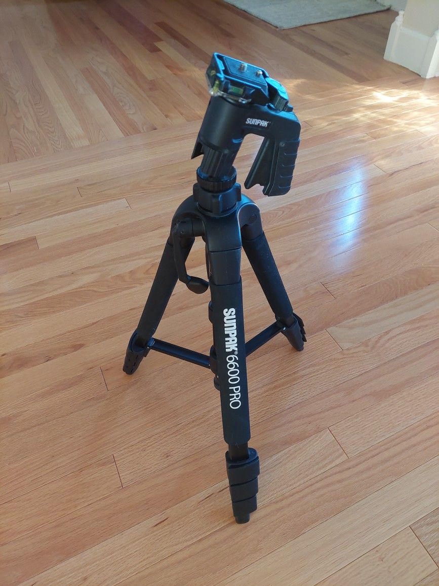 Sunpak 6600 PRO Tripod