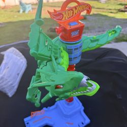 Hot Wheels Track Attachment