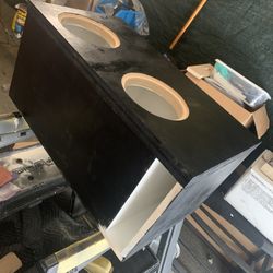 **CUSTOM SUBWOOFER ENCLOSURES**
