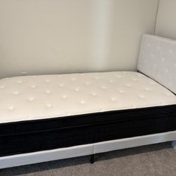 Twin Bed 