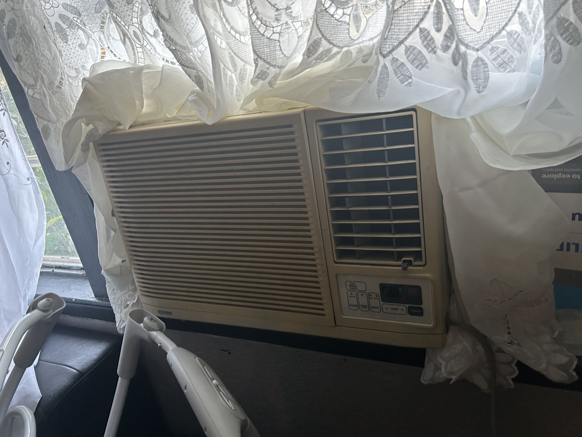 AC Window Unit