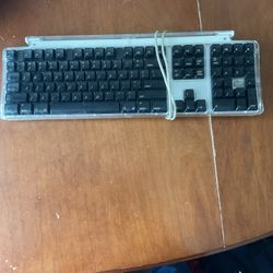 Vintage Apple Macintosh M7803 Pro Keyboard Black/ Clear