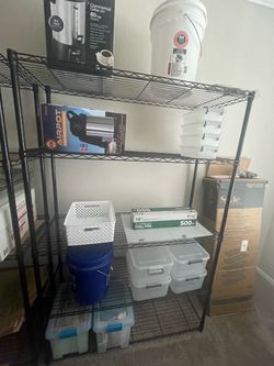 Assorted catering containers & supplies