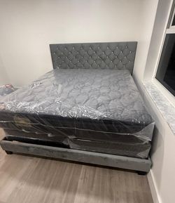 News King Regular Mattresses