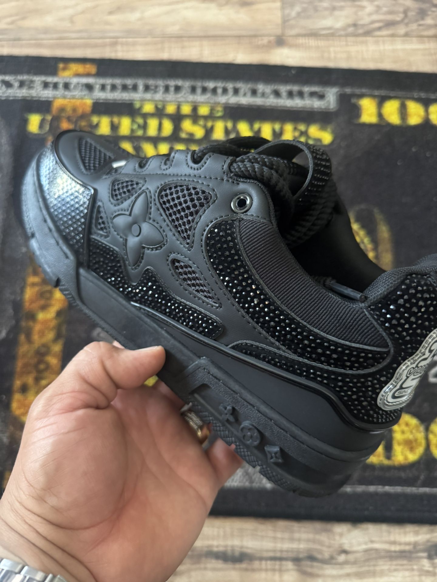 LV Trainer Skates Black Sizes 42,43