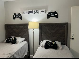 Bed frame (2)