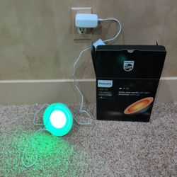 Philips Hue Bloom Dimmable LED Smart Table Lamp