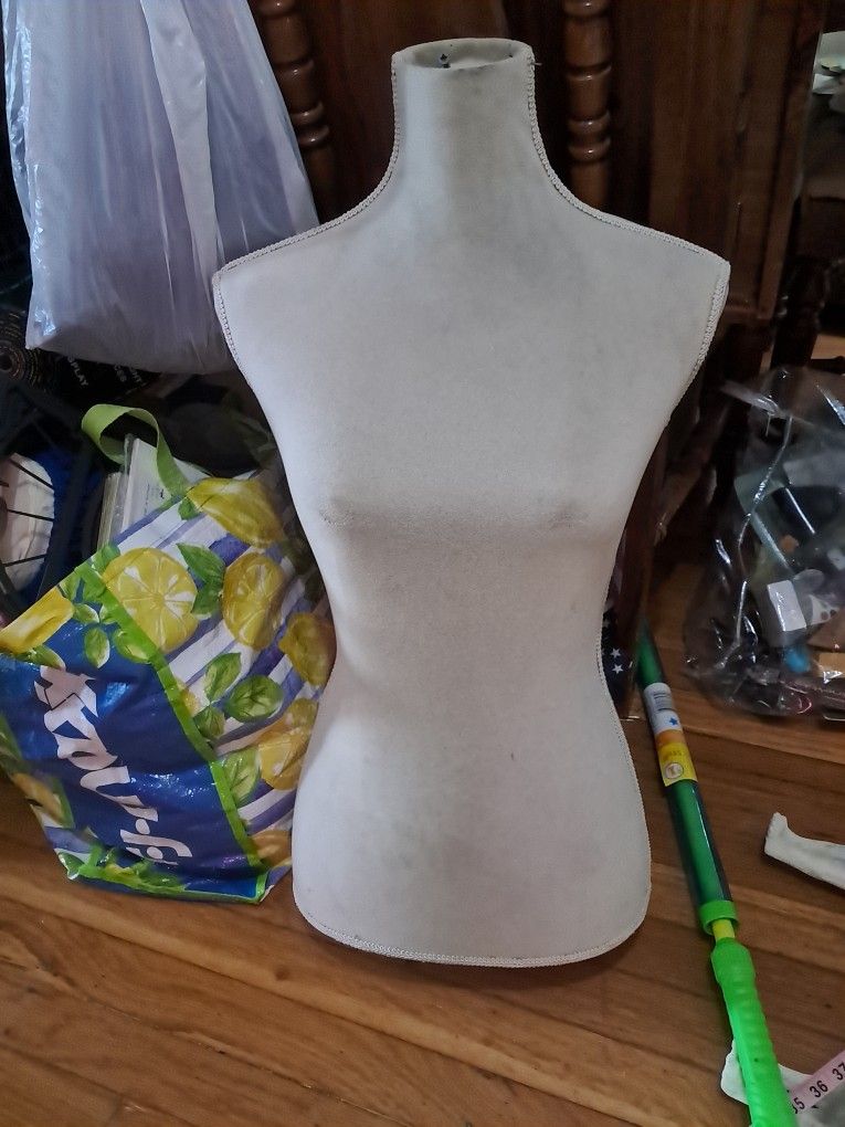 Mannequin Body Torso . Use For Pix Of Clothes Or Size To Make