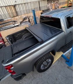 2020 to 2026 Silverado / Sierra 2500HD 6.9ft Roll Up Bed Covers