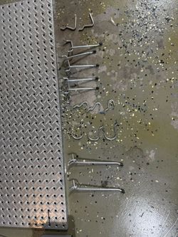 Aluminum Peg Board With Accessories