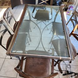 Free!! Extendable Metal Glass Table With 6 Chairs