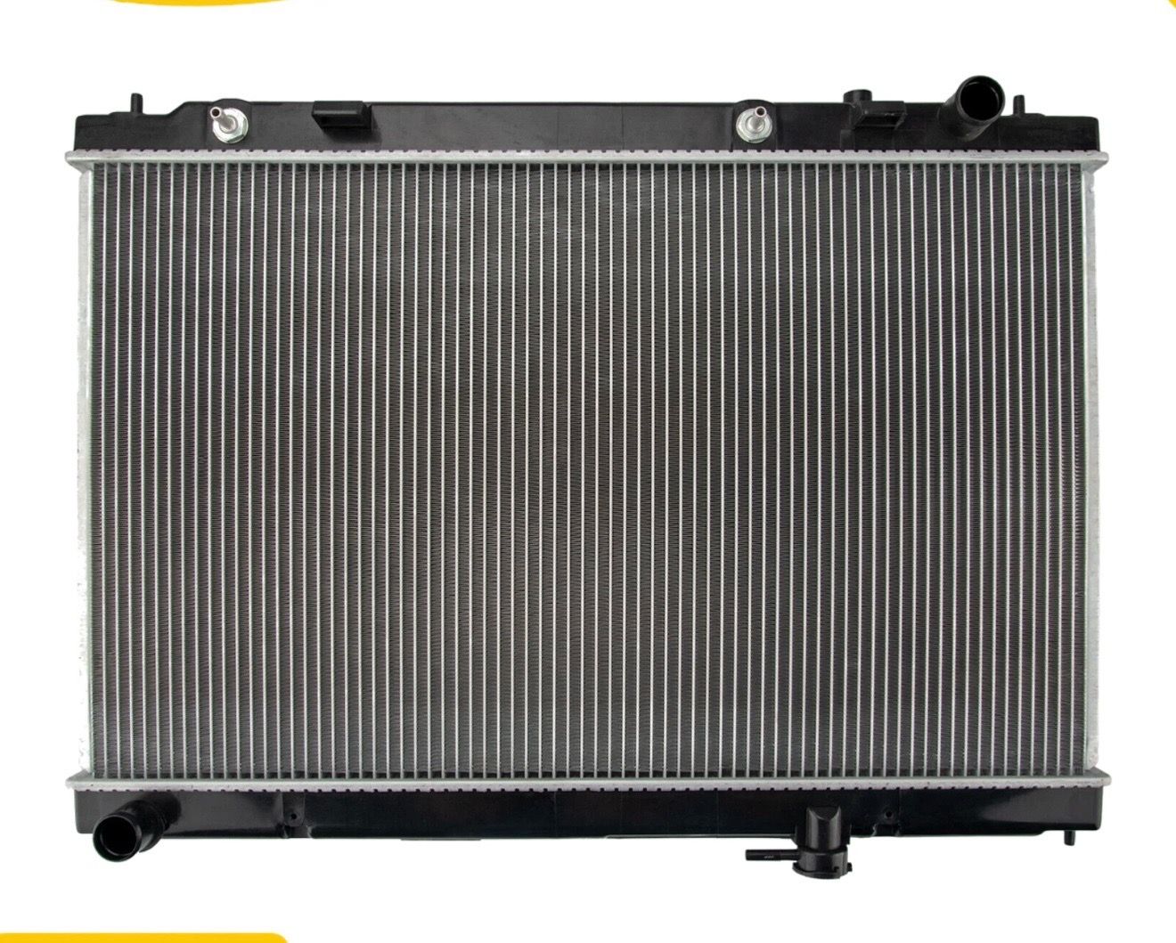 Infiniti M35 radiator