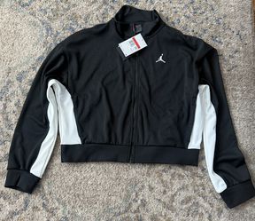 Nike Jordan Women’s Jacket Size Large