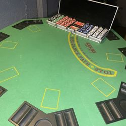 8-Player Octagonal Blackjack Table with Folding Legs + Poker Chip Set