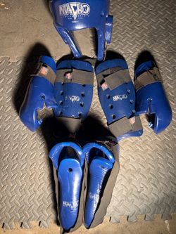 Martial arts mixed gear lot