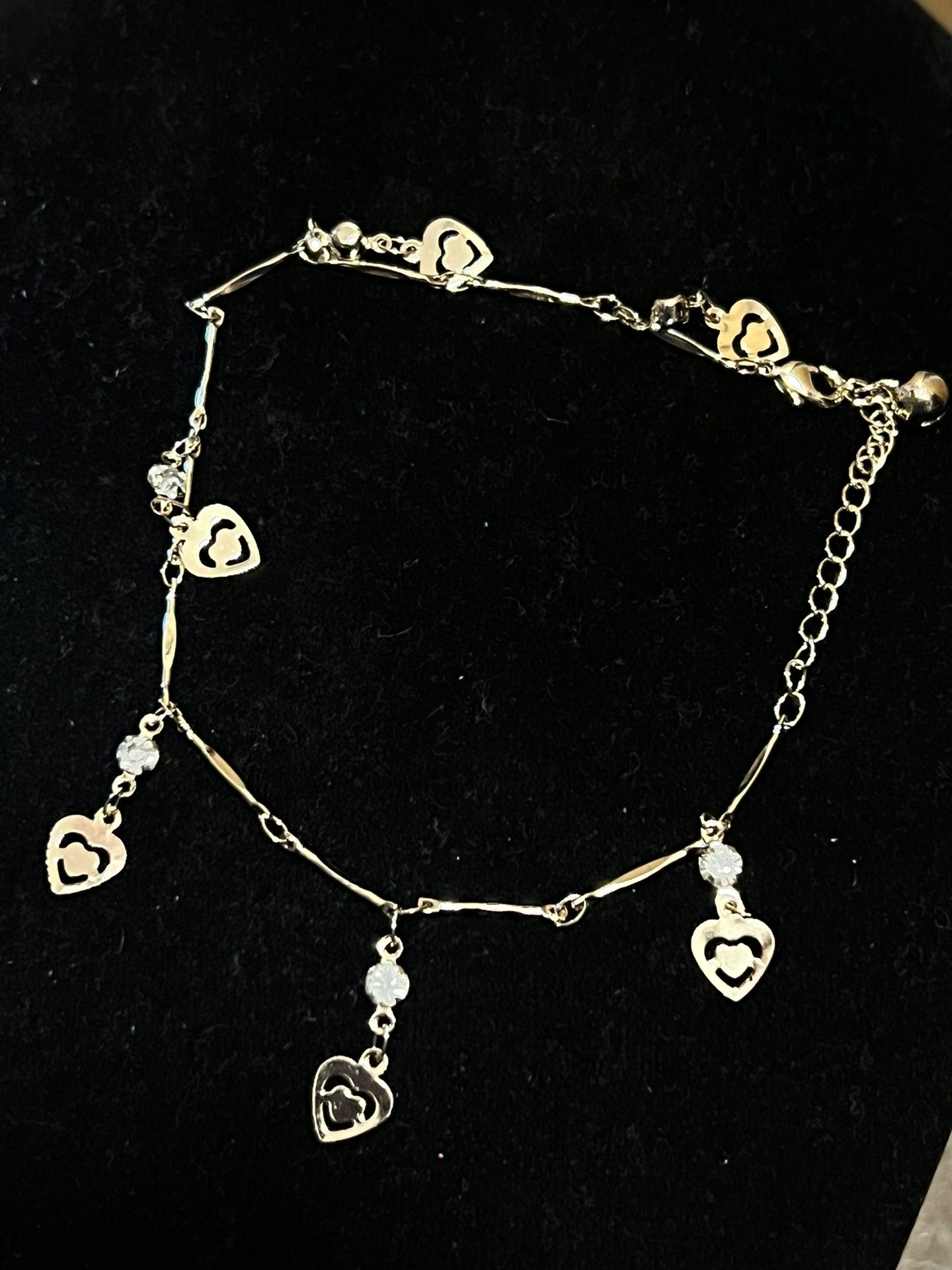 New Laminated Gold Anklet (Tobillera Oro Laminado )(Nueva). NO TRADES. NO SHIPPING (EAST PALMDALE)