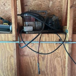 Vintage Air/sprayer Compressor 