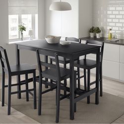 IKEA Table And 4 Chairs 