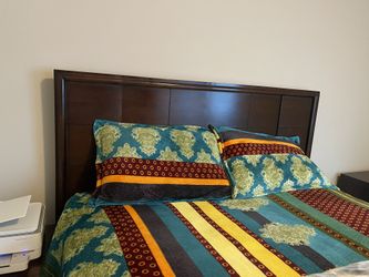 Queen Bed