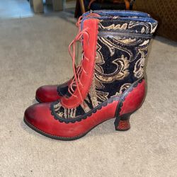 L'Artiste Bewitched Boots Size 9.5-10