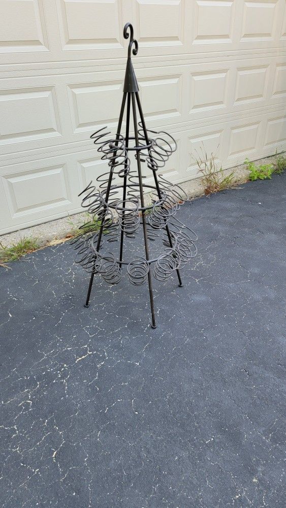 Metal Wine Rack