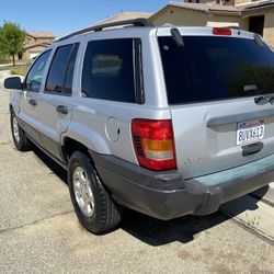 2003 Jeep Cherokee Laredo