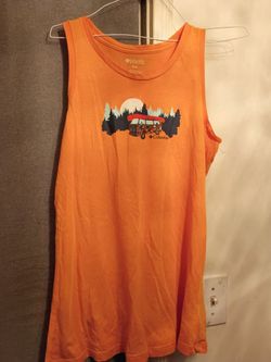 SIZE M $5 PICK UP IN SUN VALLEY