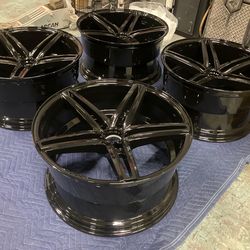 20 Inch Wheels (no curb rash)