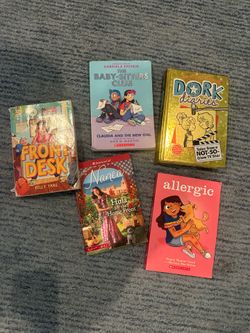 CHILDREN'S LOT OF BOOKS