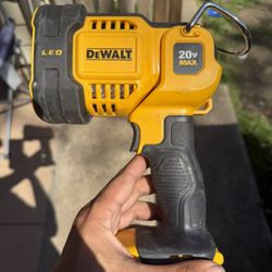 20V MAX Cordless LED Jobsite Spotlight
