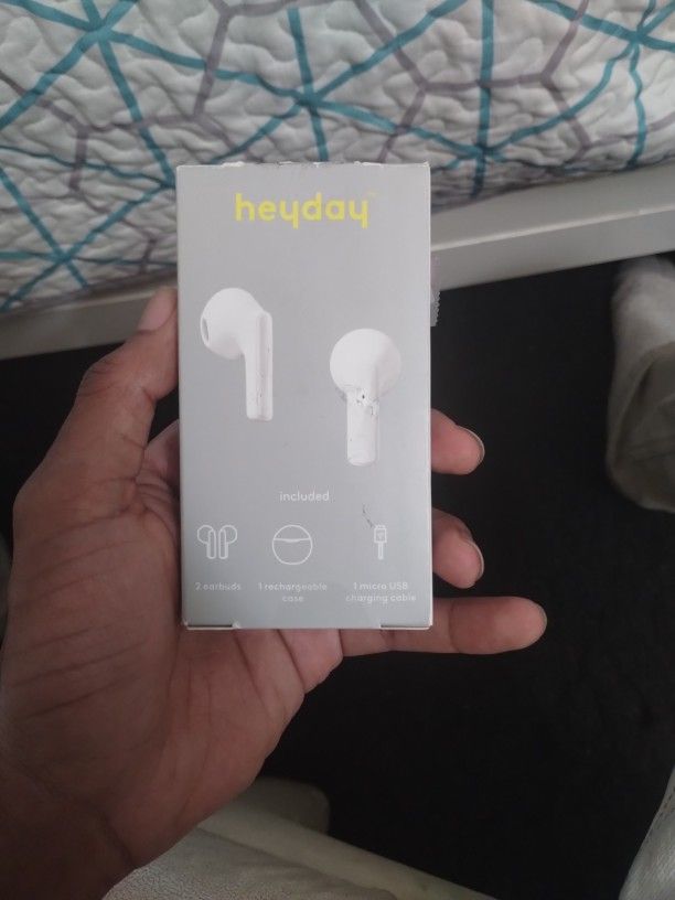Heyday Wireless earbuds 
