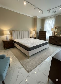 King Bed New