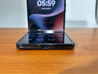 Motorola Razr Plus 2025 (Flip) 256GB UNLOCKED Fully Functional