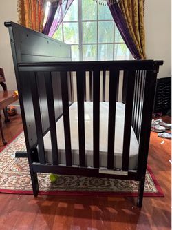 Fancy 4 in 1 crib