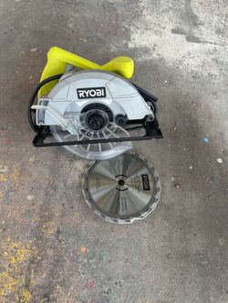 Ryobi saw