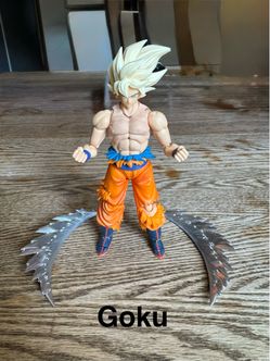 Goku figurine