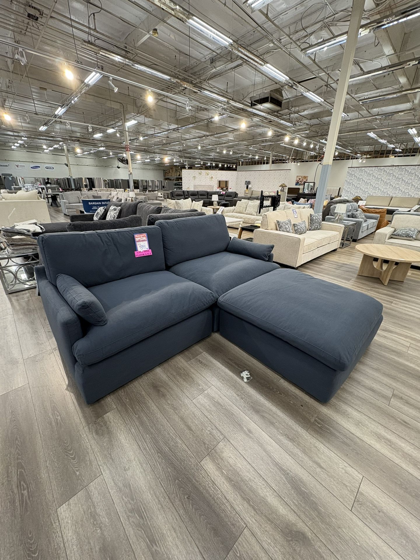 Jumbo 3pc Sofa Set From Ashley’s