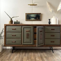 !!SOLD!! Mid Century Scandinavian Style Dresser 