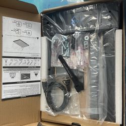 Big Screen Heavy Duty TV Mount 