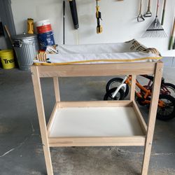 Changing Table with Pad & Cover 