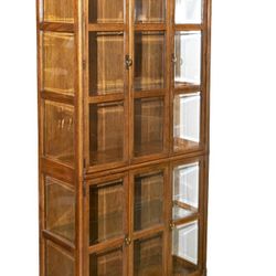 Accolades By Drexel China Cabinet / Curio